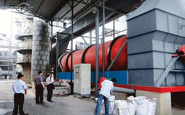 酒糟烘干機運行現場